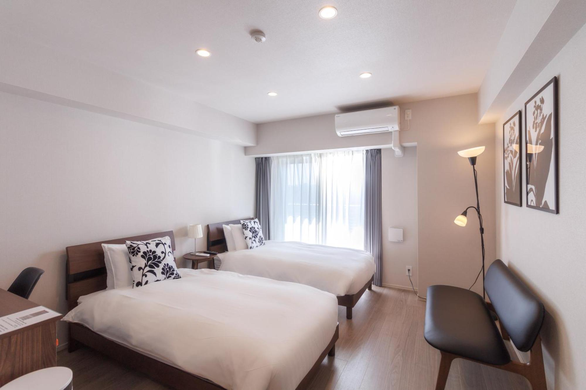 Lang Hotel亀戸 #亀戸駅徒歩4分 #ハロウィン #紅葉 #カメイドクロック近い #全館wifi #チェックアウトのみ清掃あり #清掃料込み #Netflixキット見放題 #アイロン貸出 #総武線 #ディズニー #サービスアパートメント #秋葉原附近酒店 Tokyo Luaran gambar